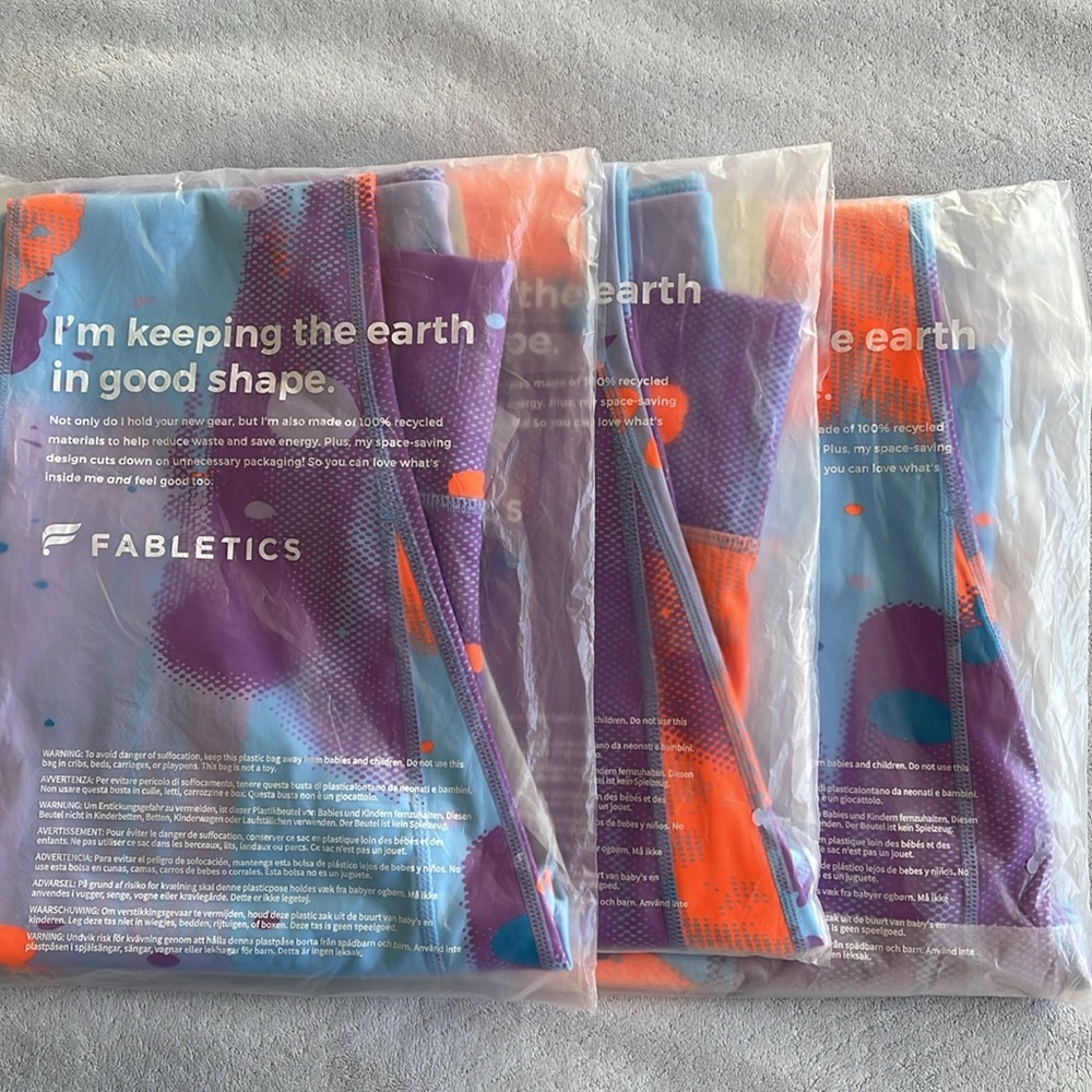 FABLETICS Anywhere Motion365+ High-Waisted Legging - Picture 8 of 13